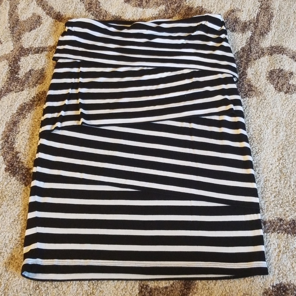 Striped Pencil Skirt